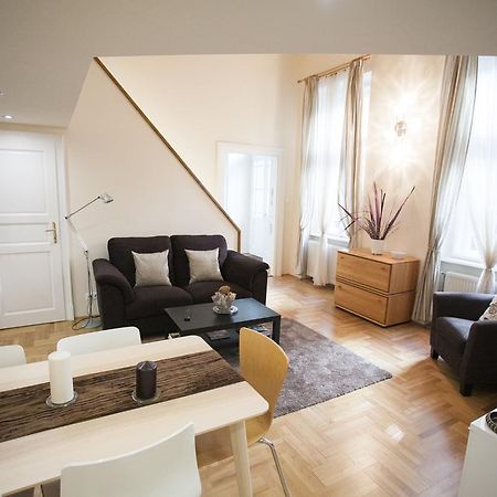 Agora Apartment Budapest Exterior photo