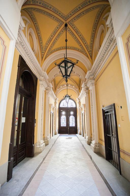 Agora Apartment Budapest Exterior photo